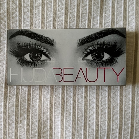 False Lashes - Picture 2 of 2